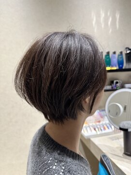 カナモロカ(CANAMO ROCA) くびれショート/ショートボブ/白髪ぼかし/グレージュ