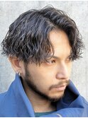 渋谷波巻きツイストスパイラルシャドウルーズパーマツーブロック
