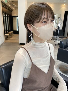 シータ(sheta) 【sheta/小林】小顔コンパクトショート オリーブベージュ