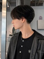 トリッカ 代官山(tricca)&nbsp;センターパートマッシュ/耳掛けマッシュ/黒髪ショート