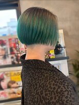 アングゥイー(ungu iE) シルバー×エメラルドグリーン
