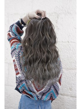 ティンク 横須賀中央(Tink) イルミナカラー×グレージュ◎