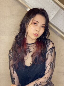 アヴァンティ ヘアーアンドスパ(avanti hair&spa) グラデーションインナー×つやウェーブ