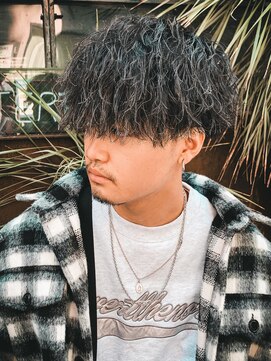 ルースト 渋谷店(ROOST) ツイストスパイラル/ホワイトハイライト/マッシュ/ツーブロック