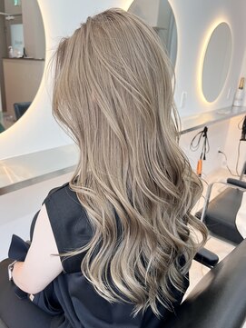 ベア(Bear) ハイトーン/ミルクティーベージュ/ダブルカラー/ブリーチ