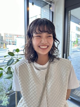 ギフト(GIFT) medium perm 前髪パーマ　レイヤーパーマ　パーマヘア