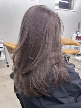 サイン 渋谷(SIGN) レイヤーカットイヤリングカラーラベンダーグレージュ