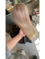 ヨム(YOMU)&nbsp;white beige