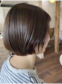 ショートボブ