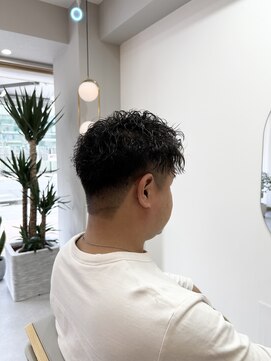 ハレ(HALe) メンズパーマ