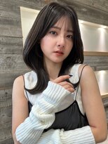 アイヴィー(IVY)&nbsp;シースルーバング グレージュカラーくびれヘア【肥田亜沙美】