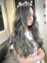ジゼル(GiseL) ハイライト　外国人風　ケアブリーチ