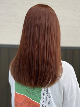 《女性専用×女性stylistマンツーマン》1席だけのプライベート空間で周りの目を気にしない癒しの時間を。