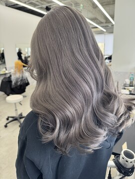 リノート バイ エゴル 太田川(Linoet by ENGOL) グレージュ/グレーシルバー/ハイトーンからん