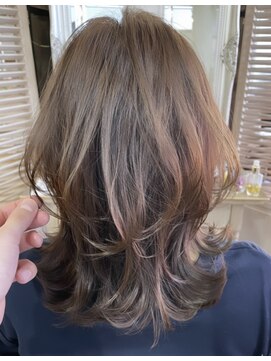 アリスバイアフロート 自由が丘(ALICe by AFLOAT) レイヤーカット