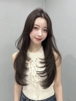 ボタン コロン 表参道 原宿(VOTAN COLON)の写真/巻ける♪韓国ヘアが決まる地毛風ストレート。気になる癖毛や広がり・ボリュームも一気に解決☆縮毛矯正