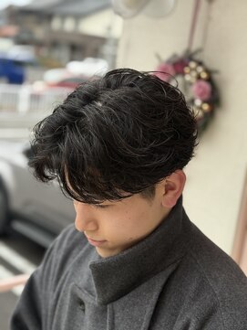 ワークスヘアーメンズ(WORKS HAIR MEN'S) ニュアンスパーマ強め
