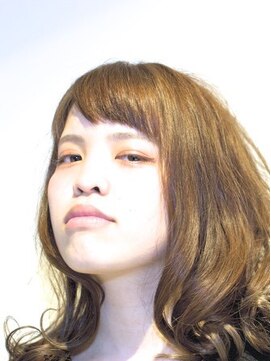 ヘアールーム アーチェ(arche) 柔かさと透明感 ホワイトグレーパール