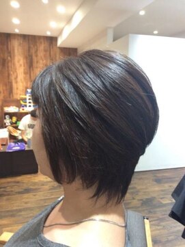 ヘアーデザインガーデニア(hair design Gardenia) くびれショート☆【赤羽 赤羽岩淵 子連れ】