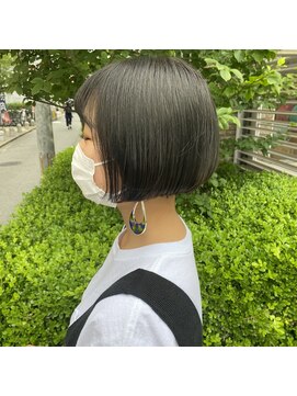 ミント(mint) 【 くすみハイトーン!外国人風オリーブグレー◎ 】