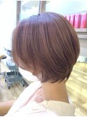 ピンクベージュショートボブ