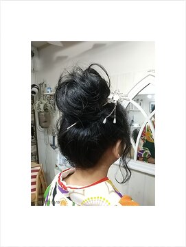 美容室 マハロ(MAHALO) ※。.:*:・'°☆