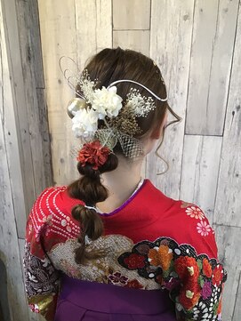 ヘアースペース ムーン(Hair Space MOON) 編みおろし、水引、金伯、早朝のヘアセットと着付けお任せ下さい