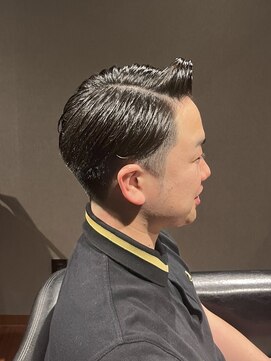 ビーダンディー(Bee dandy) ビジネスフォーマル ツーブロックショート 七三オールバック