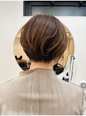 毛先ハイライトと丸みショート◎
