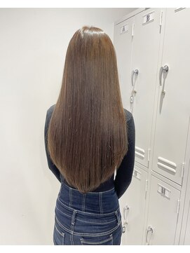 ロア 中目黒(loa) レイヤーロング/グレーベージュ/黒髪/前髪パーマ[中目黒]