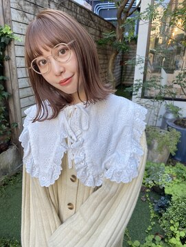 ガーランド (Garland) 大人ミディアム/ミディアムレイヤー/ピンクベージュ/卵型