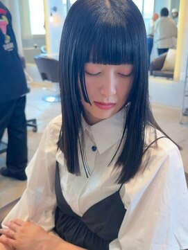 ケリーアン 太田(kelly.un) ぱっつん前髪 / 姫カット / サイドバング / 切りっぱなし / 群馬