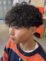 イズバイフィフス(is by fifth) プードルパーマメンズマッシュスパイラルパーマツーブロック韓国