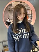 ベージュブラウン