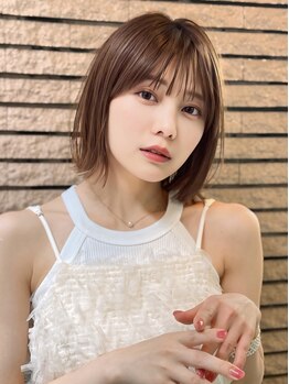 アグ ヘアー ルフレ 栗東店(Agu hair reflet)の写真/想像以上に柔らかな曲線美。クセを伸ばす×360度綺麗なシルエットを両立!扱いやすいスタイルに◎