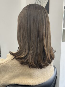 シベルバレー 横浜(sibell) *ミディアムレイヤーカット顔周りレイヤーウルフハッシュカット