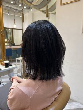 ロンドアベニール 北千住(Lond avenir) くびれヘア/顔周り/韓国/レイヤーカット/黒髪/ミディアム北千住