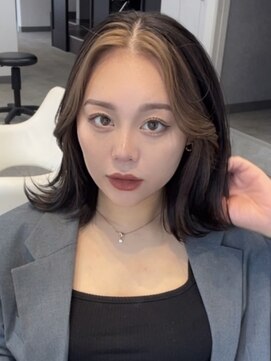 ニーフ(neaf) 外ハネミディアム×デザインカラー