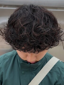 フィフス 大分(fifth) 大分プードルパーマメンズカット刈り上げ重めラウンドマッシュ