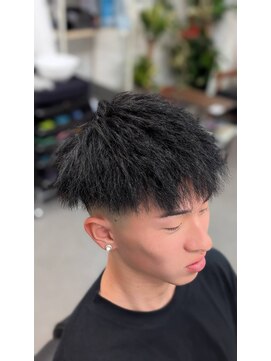 フォーロバーバー(FouroBarber) ツイストパーマ