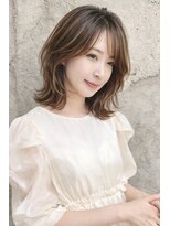 リッカ(Licca)&nbsp;大人ミディアムヘア　白髪染め/白髪ぼかし/ハイライト