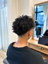 イル 天神西通り店(ill)&nbsp;【メンズ◆天神】スパイキーショート×刈り上げ×ピンパーマ