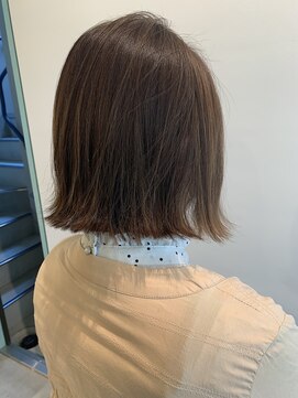 ロンドフルール 大宮東口(Lond fleur) 【Lond fleur 石畑結華】グレイッシュ切りっぱなしボブ