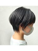 ショートボブ