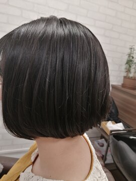 ヘア アンド フェイス みかん ナチュラルボブ