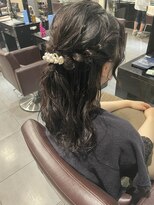 ネオリーブ シュシュ 神保町店(Neolive susu) ハーフアップ アレンジ