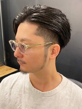 ビンゴ(BINGO) 1092黒髪束間アッシュブラック刈り上げショートウェットスタイル