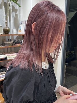 ホテリー(Hotely) ブリーチありカラー20代セミロングレイヤーピンクパープル