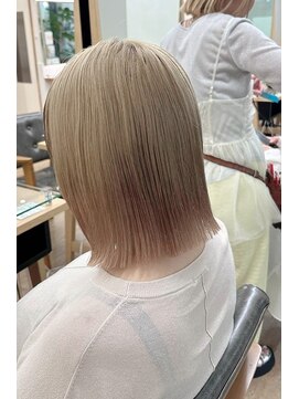 ネオリーブ クーロ(Neolive curro) 小顔タッセルボブ×美髪[ぱつっとボブ/縮毛矯正/横浜韓国]