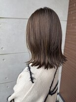 イロハ(iroh)&nbsp;くびれヘア/オリーブベージュカラー/オッジィオット